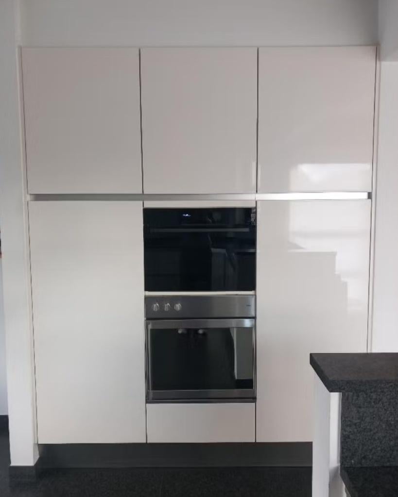 Hoogwaardige SieMatic Keuken – Zwart Graniet, Ophalen, Zwart, Hoekkeuken, Graniet of Steen