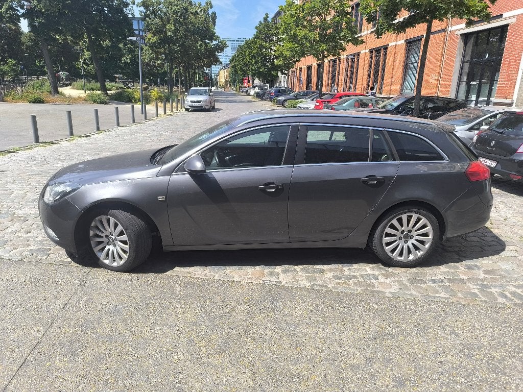 Opel insignia Sports Tourer 2.0 CDTI, Auto's, Euro 5, Stof, Zwart, Parkeersensor