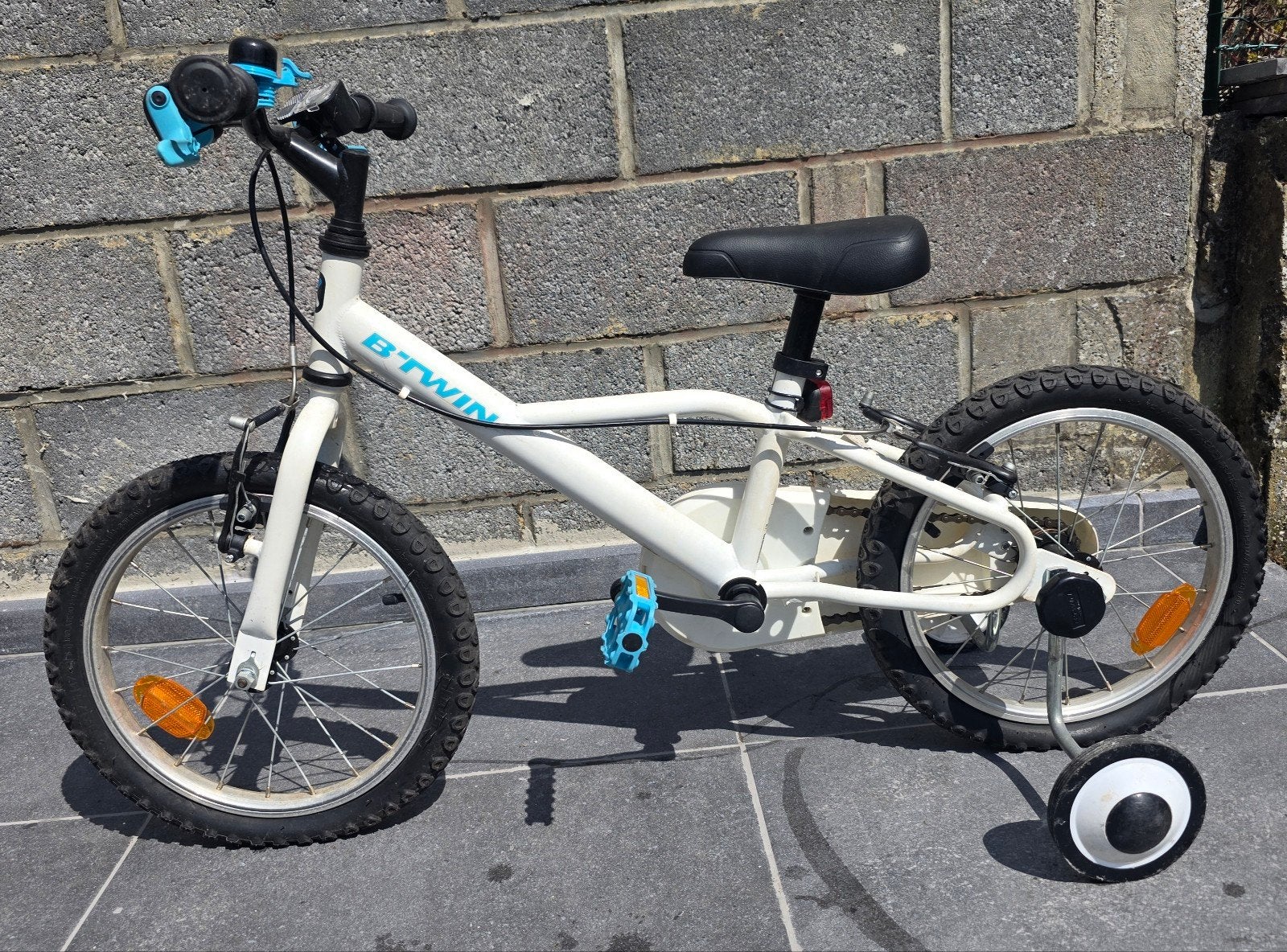 Vélo enfant B'Twin 14 pouces Casque offert, Vélos & Vélomoteurs, Enlèvement