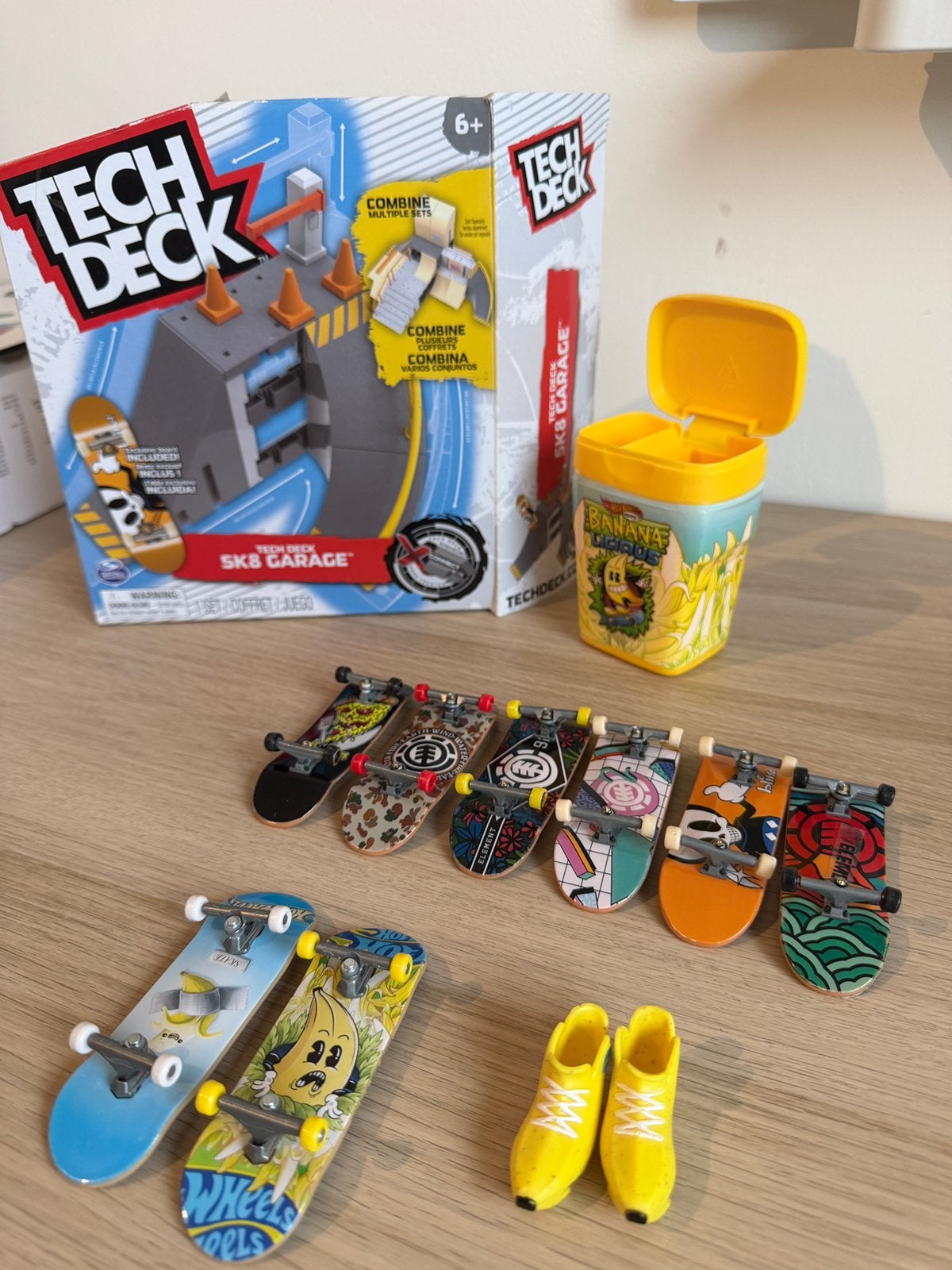 Tekdeck  skate garage + extra skates, Ophalen, Zo goed als nieuw