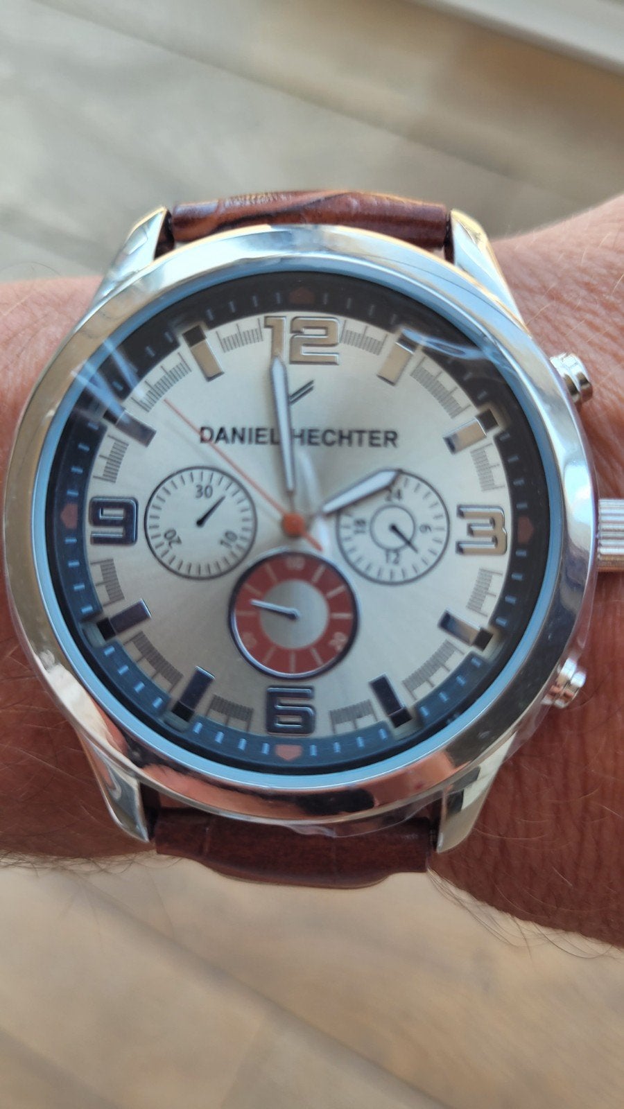 herenhorloge DANIEL HECHTER, Enlèvement