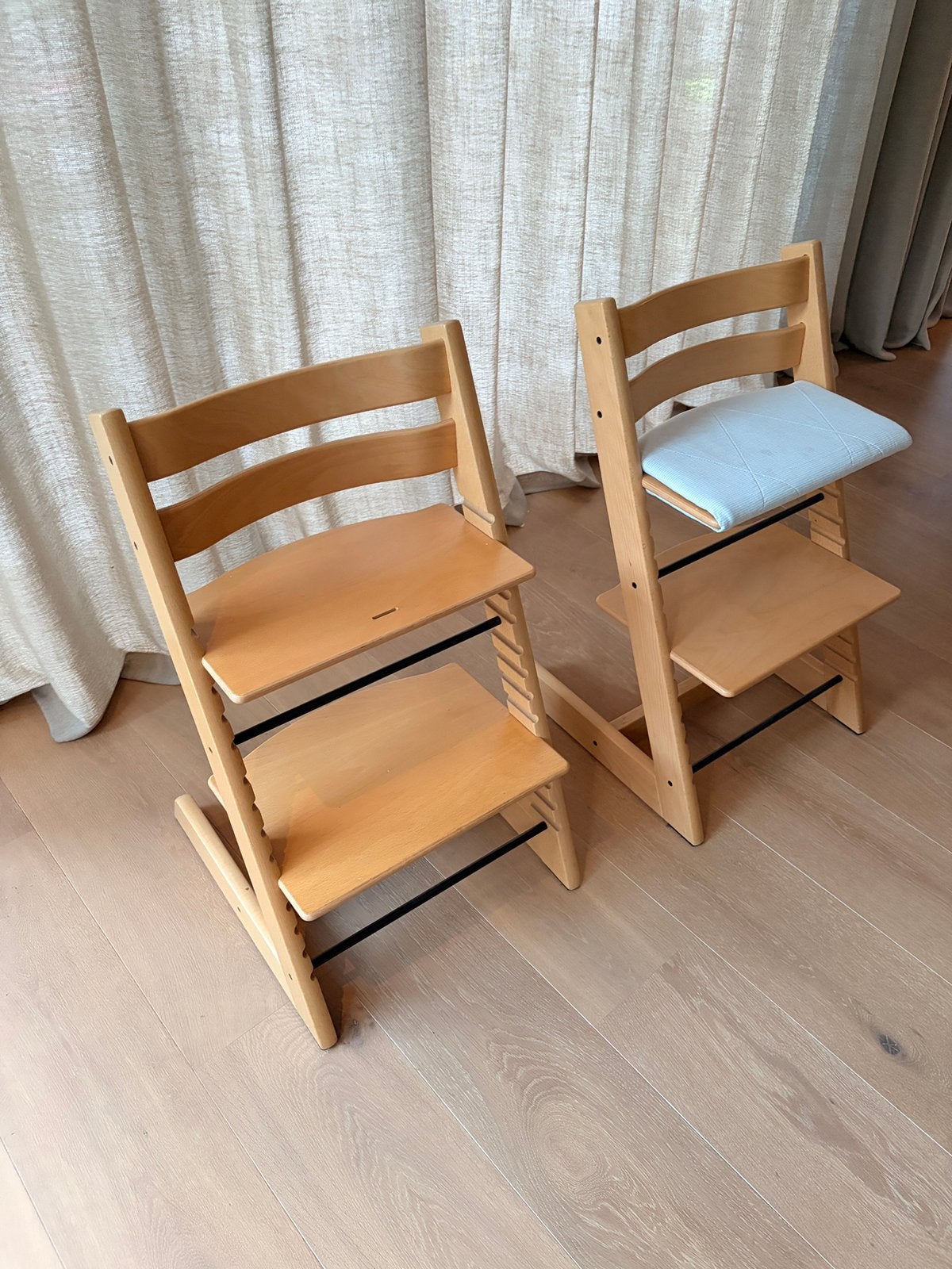 2 tripp trapp stoelen te koop, Ophalen, Zo goed als nieuw, Meegroeistoel