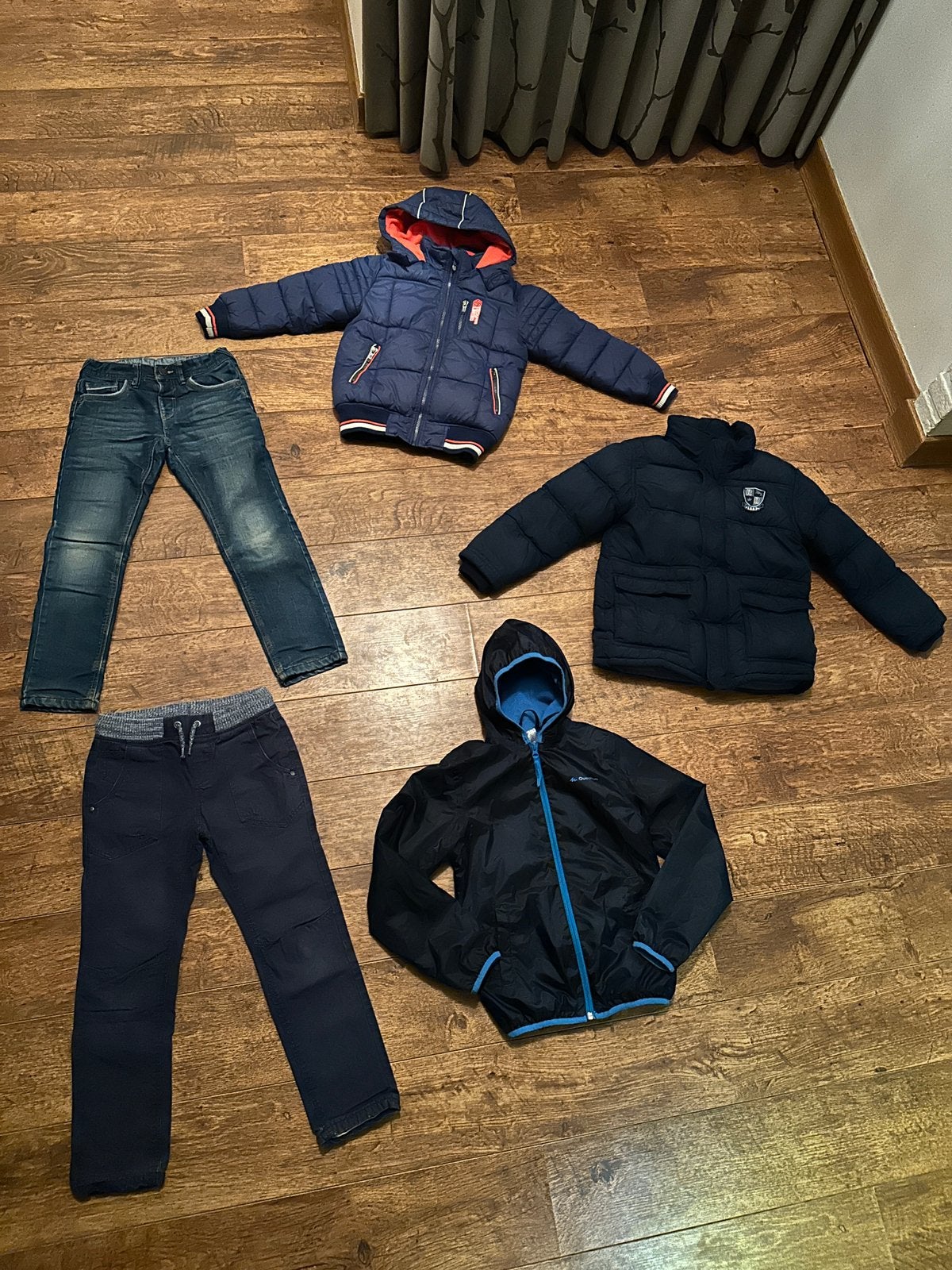 2x Winterjas regenjas 2 gevoerde broeken maat 128 / 8 jaar, Ophalen, Zo goed als nieuw, Maat 128