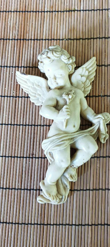 Oude kleine albasten wandengel van 15 cm, Antiek en Kunst, Kunst | Beelden en Houtsnijwerken, Wanddecoratie, Overige materialen