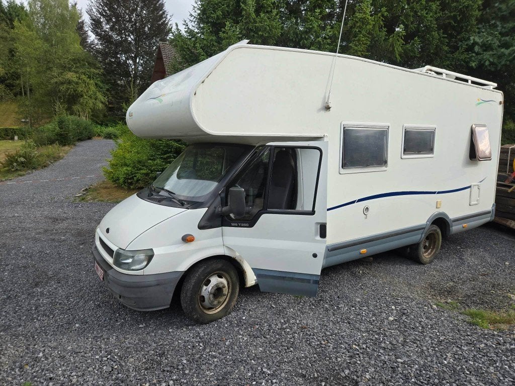 Camping Car Ford Chausson Trigano 2.4L - 2003 - 125 504 km, Caravanes & Camping, Camping-cars, 6 à 7 mètres, Siège standard, 5 à 6 mètres