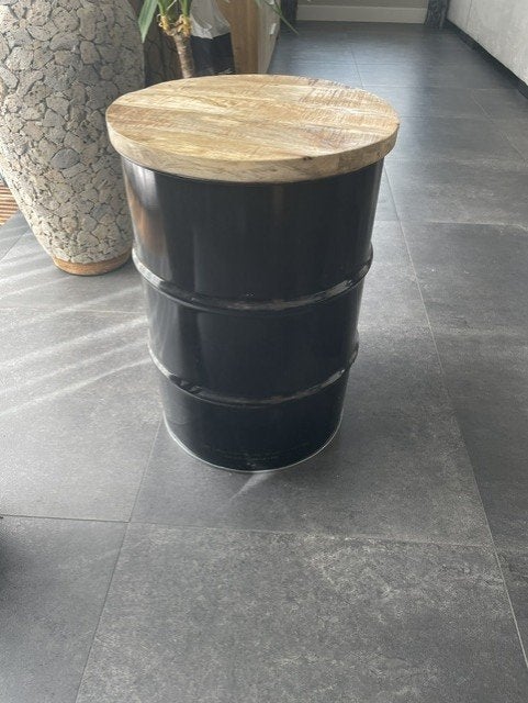 Mooi metalen vat (ton / drum), Ophalen, Zo goed als nieuw, Zwart, Metaal
