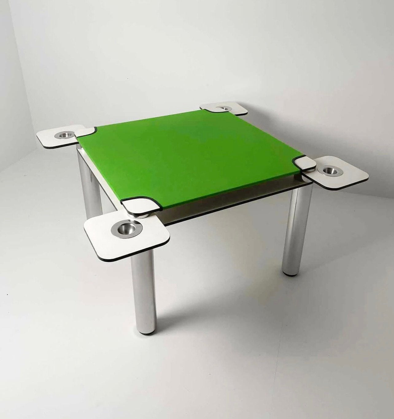 Table de poker Joe Colombo, Enlèvement, Comme neuf