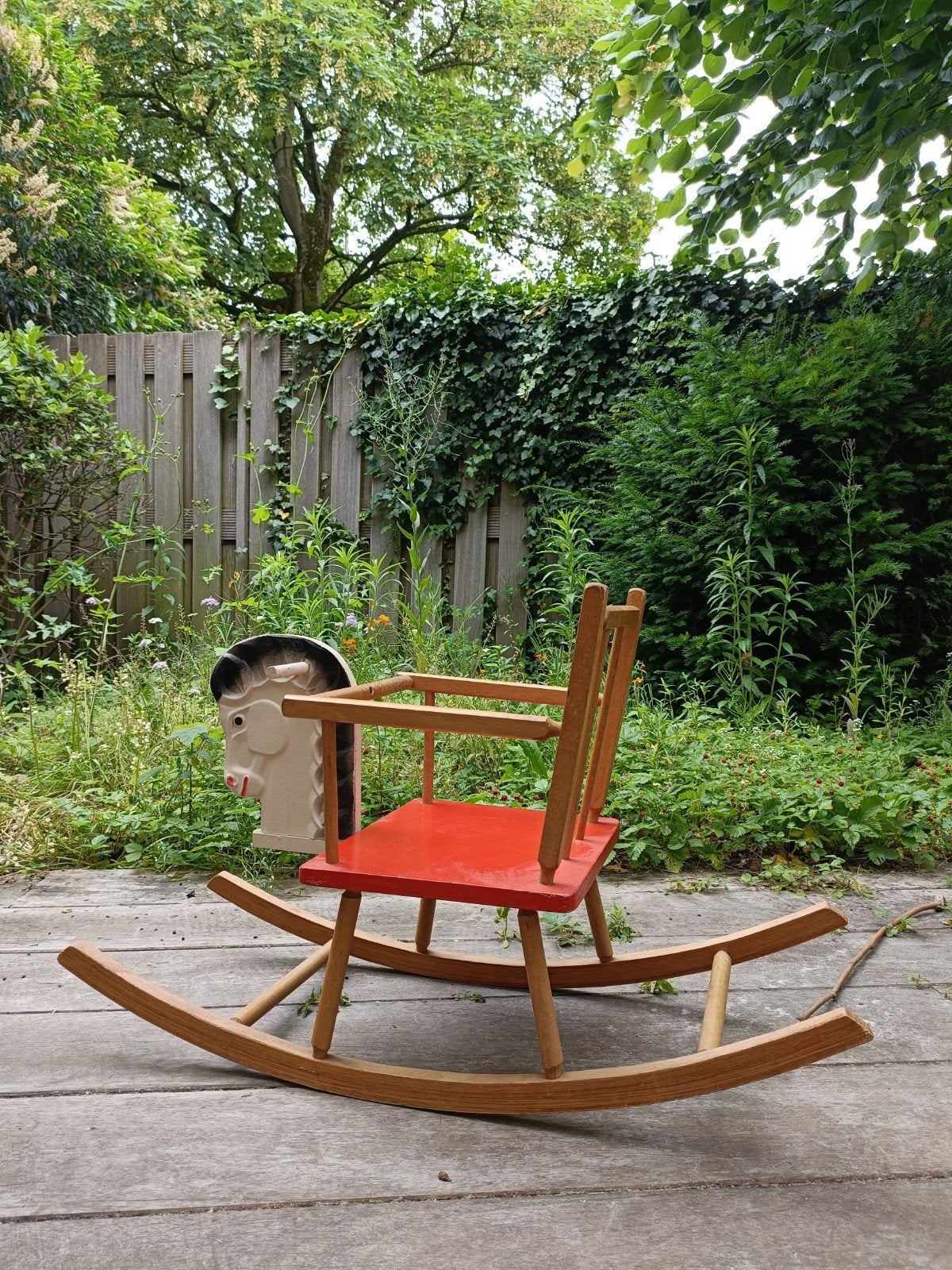Vintage hobbelpaard, Ophalen