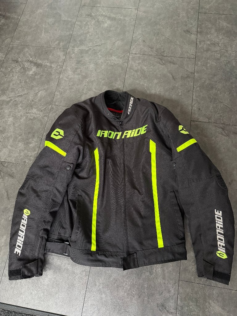 motorjas maat  l in zeer mooie staat, Motoren, Kleding | Motorkleding, Ophalen, Tweedehands, Dames, Jas | textiel