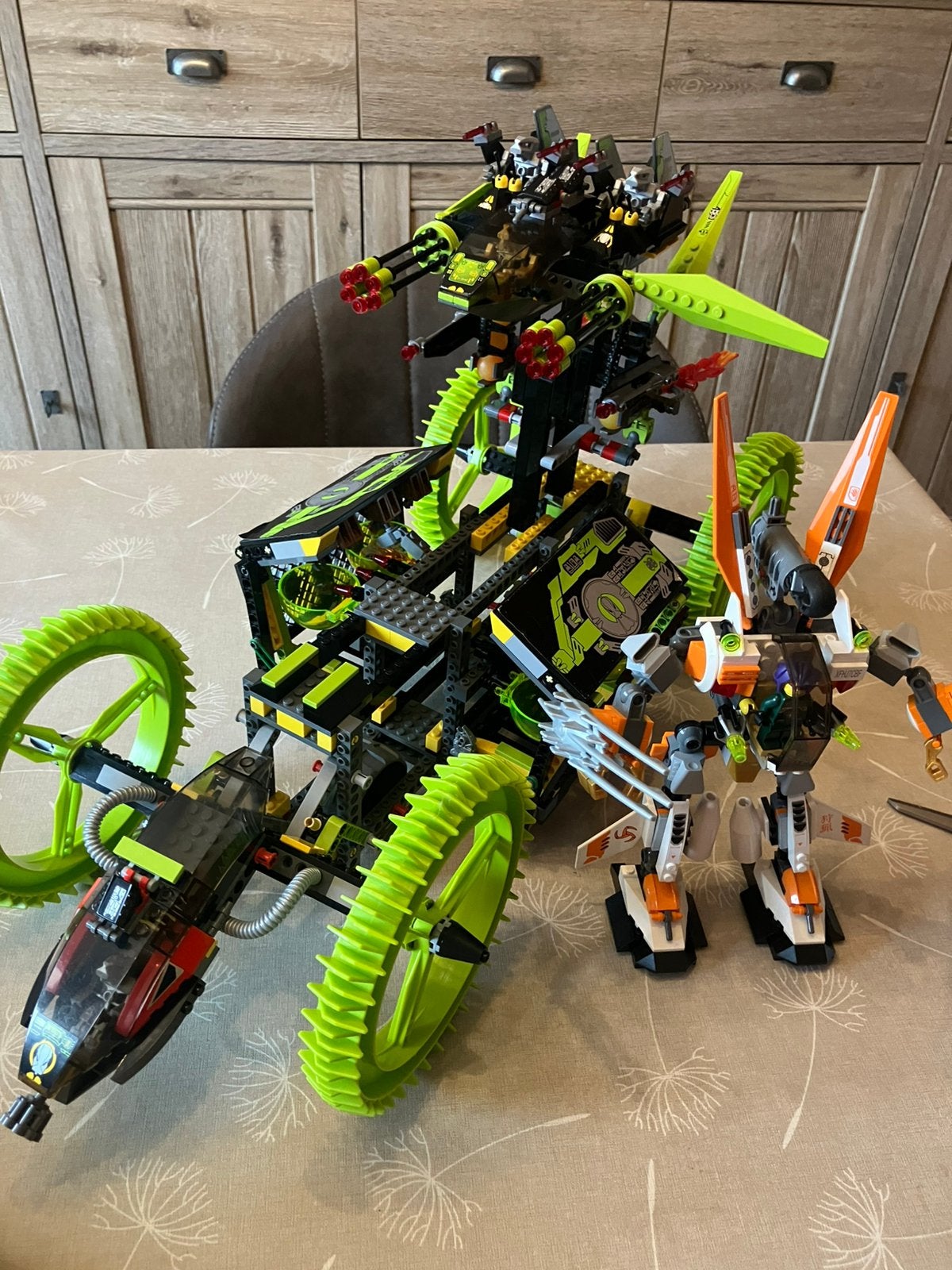Lego 8108 exoforce mobile devastator, Kinderen en Baby's, Ophalen of Verzenden, Lego