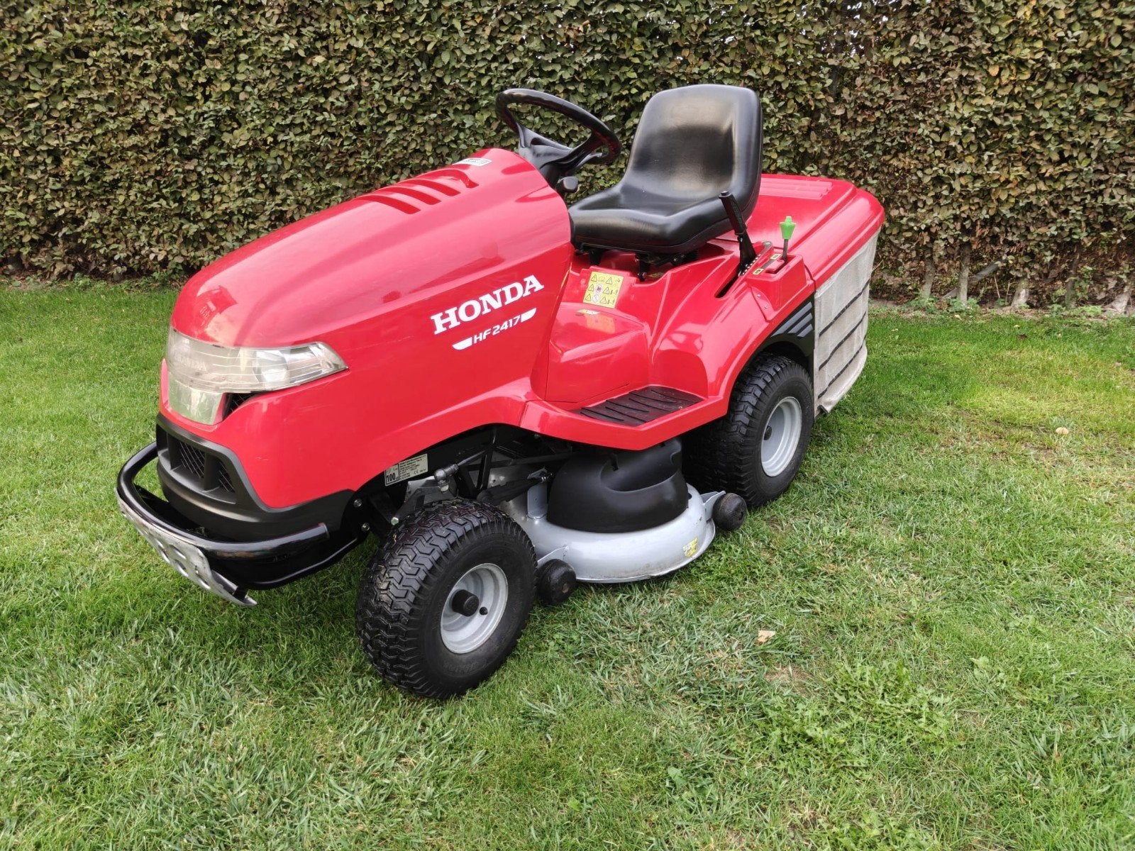 Zitmaaier Honda hf2417 17 pk 2-cilinder v-twin nieuwe messen, Ophalen, Opvangbak
