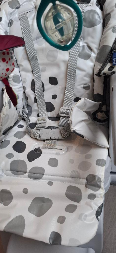 Chaise haute bébé - chicco, Enlèvement, Utilisé, Chaise évolutive