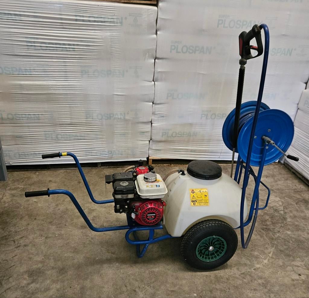 Lagedruk onkruidbestrijdings machine, Ophalen