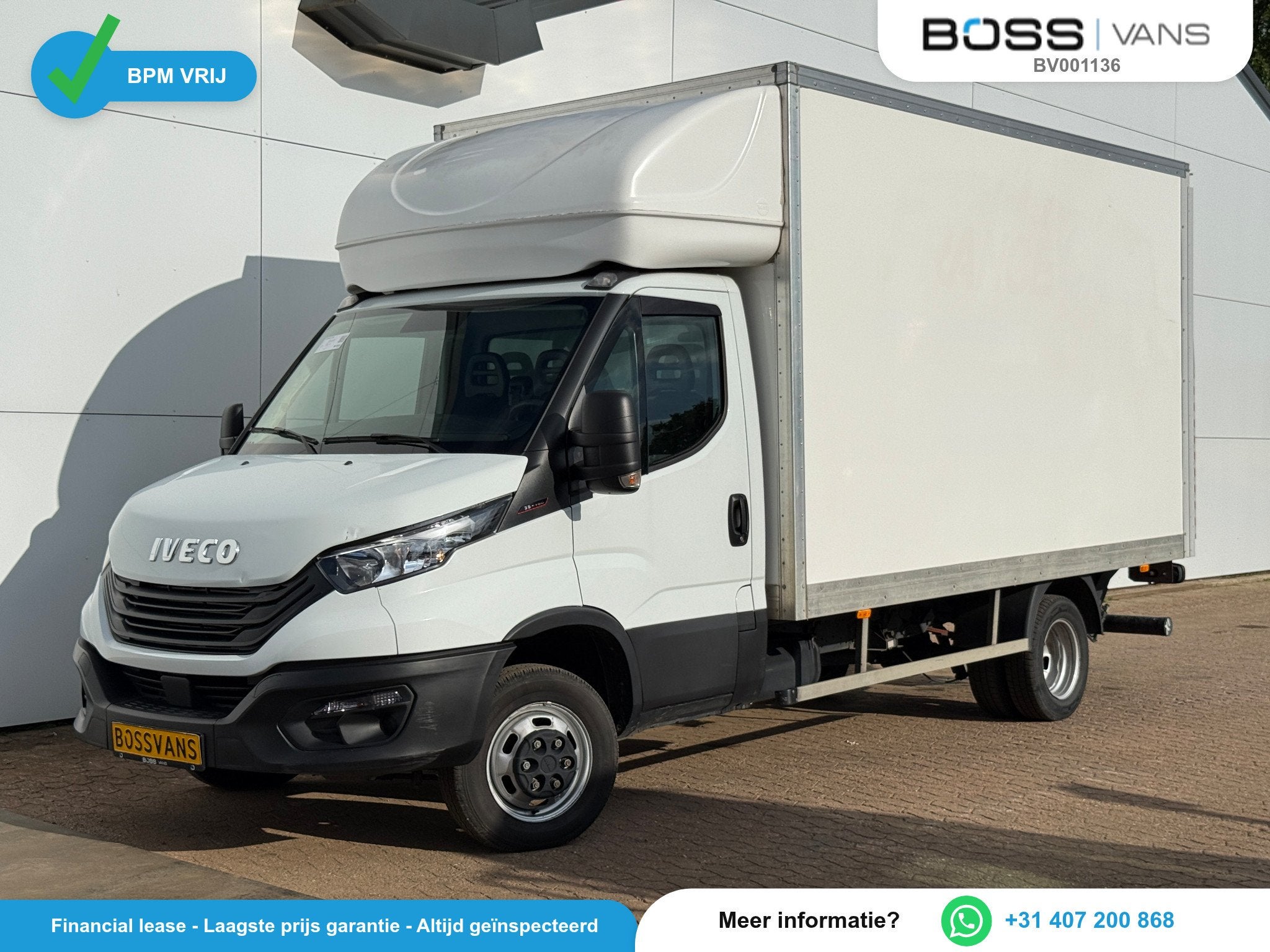 Bakwagen Laadklep Zijdeur Camera Climate Control Bluetooth L, Auto's, Achterwielaandrijving, Euro 6, 4 cilinders, Iveco