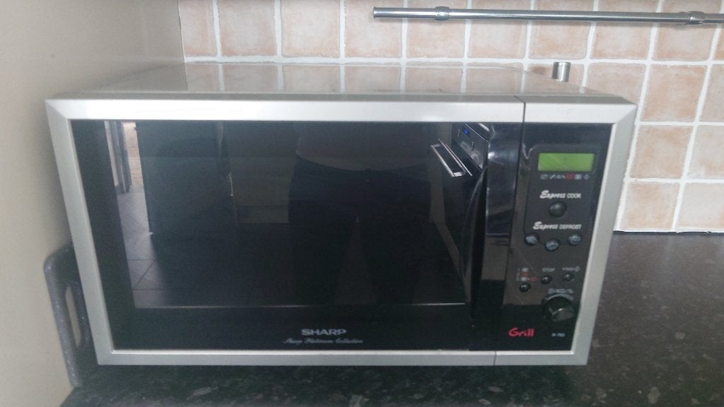microgolfoven te koop, Elektronische apparatuur, Microgolfovens, Ophalen, Gebruikt, Microgolfoven, Vrijstaand