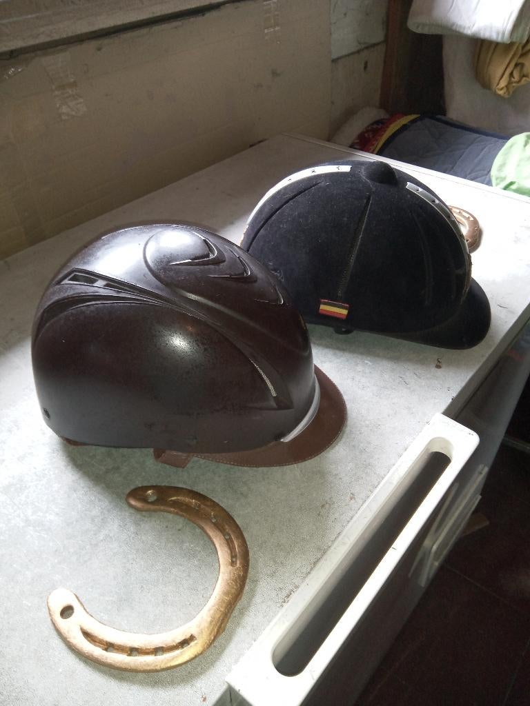 TOK PAARDRIJHELM RIJHELM, ZADEL,peesbe,singels,paardengerief, Dieren en Toebehoren, Ophalen of Verzenden, Zo goed als nieuw, Dressuur