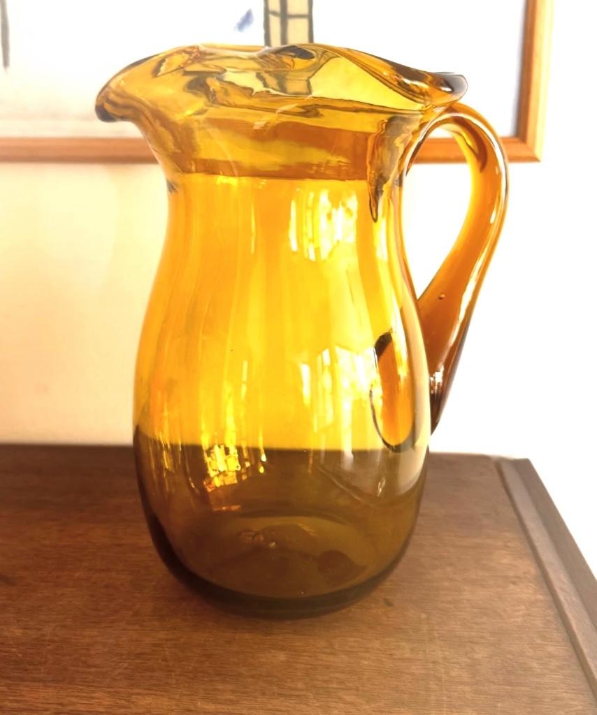 Amberkleurige glazen waterkaraf, Ophalen of Verzenden