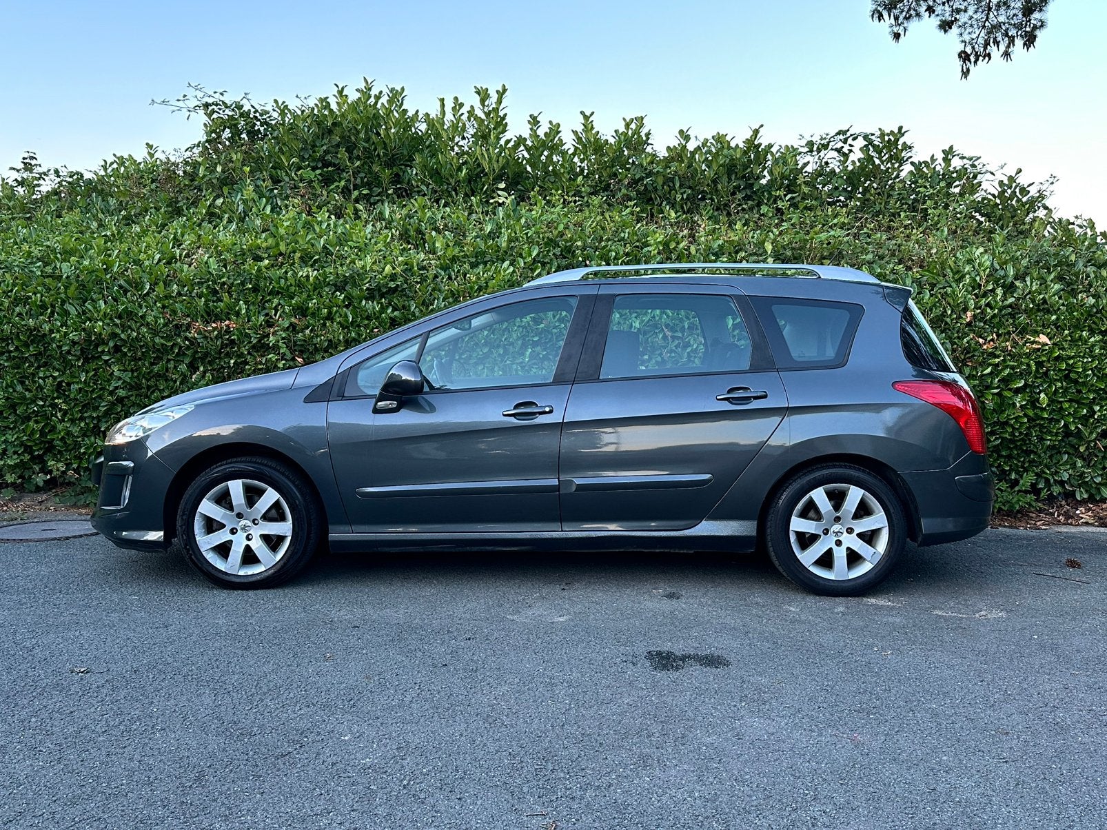 Peugeot 308 Automatique 1.6 Essence 2011 €5 58.000km Air 7PL, Autos, 167 g/km, https://public.car-pass.be/vhr/e7f665ba-6a2b-41ae-b7d0-fe8788b6e674