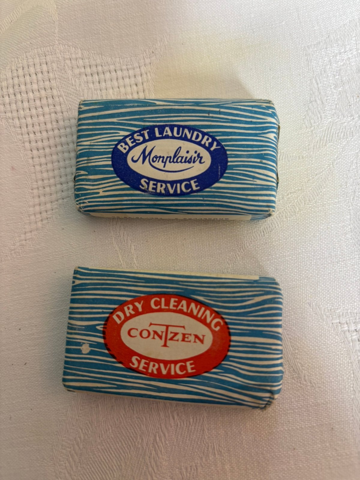 2 anciens mini-savons publicitaires Monplaisir / Contzen, Enlèvement ou Envoi, Neuf, Emballage