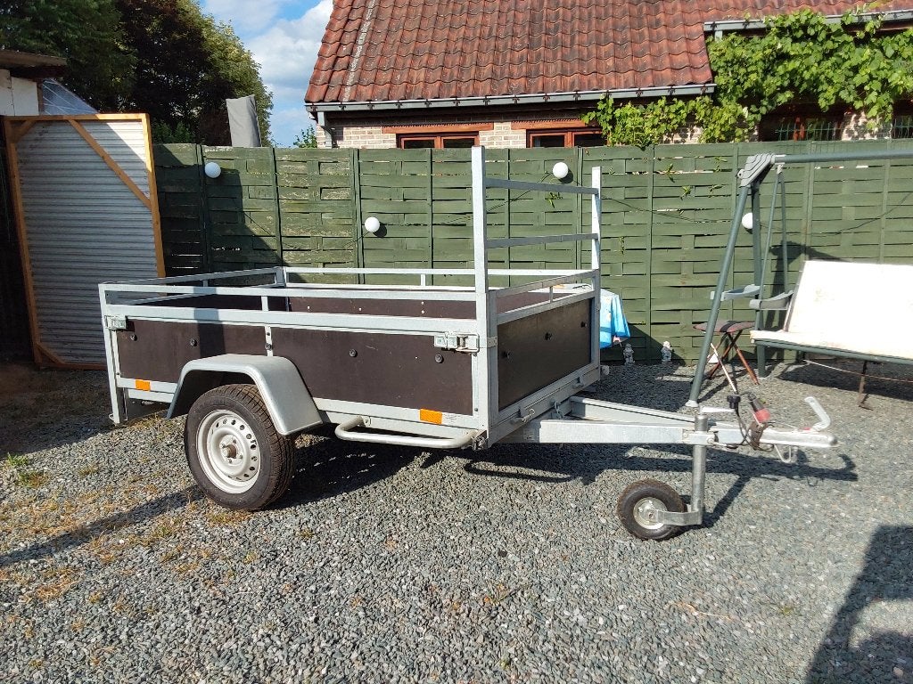 Aanhangwagen met spanriemen, net en antidiefstal slot, Ophalen, Zo goed als nieuw