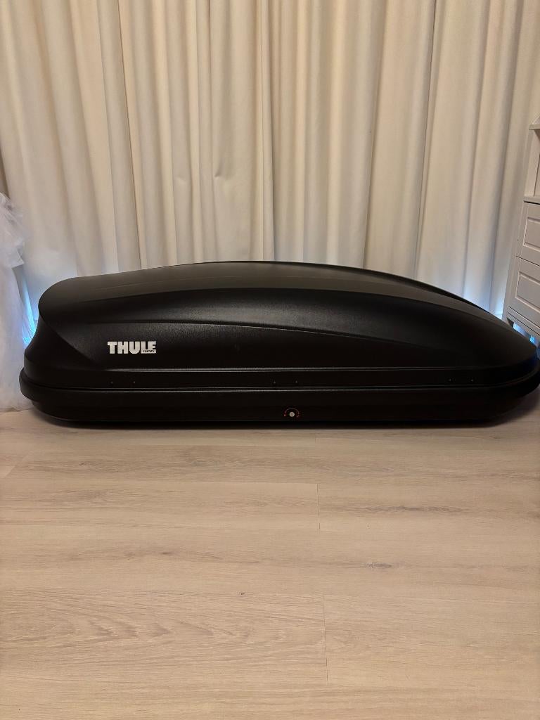 Thule Pacific 200 dakkoffer, Ophalen, Zo goed als nieuw