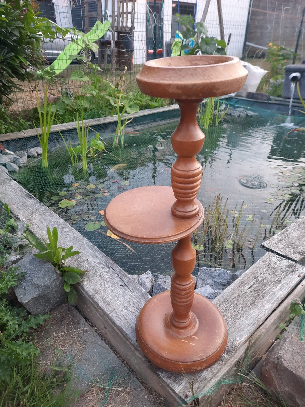 porte plantes en bois ou pour poser le café