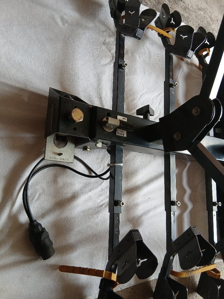 Kampeer matriaal, Ophalen