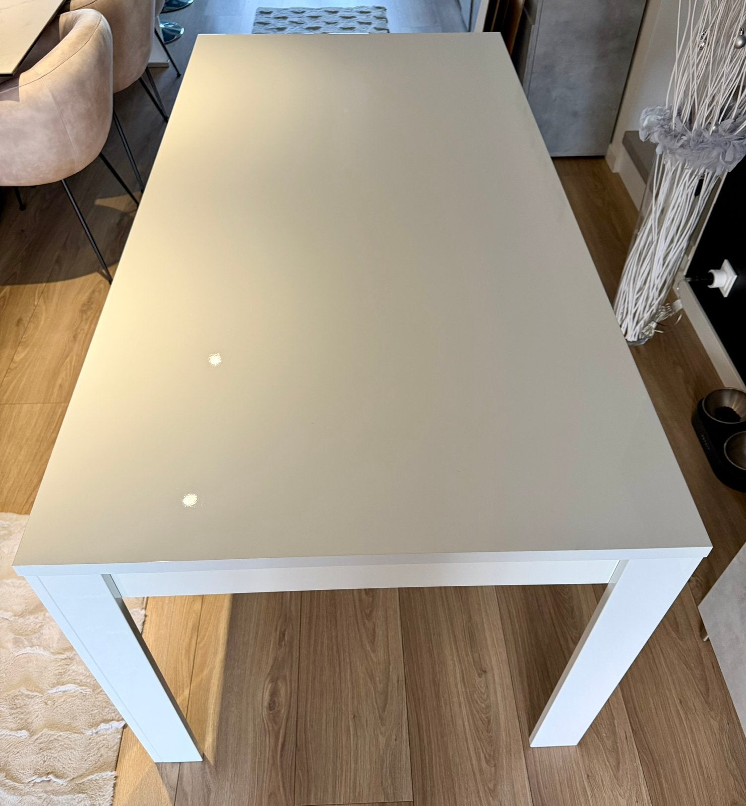 Moderne witte hoogglans eetkamertafel, Huis en Inrichting, Tafels | Eettafels, Ophalen, 50 tot 100 cm, Zo goed als nieuw, Vijf personen of meer