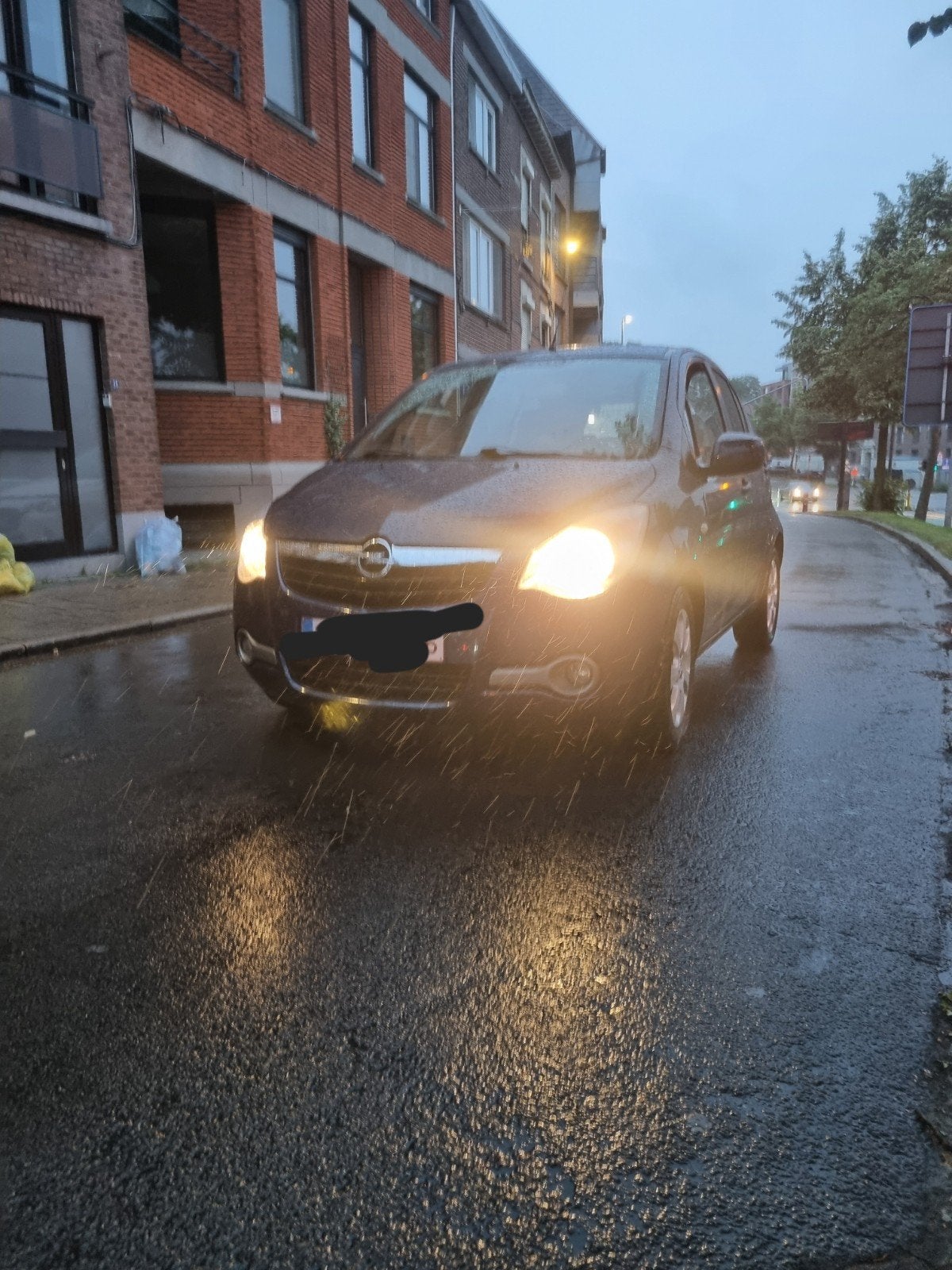 Opel agila 1er propriétaire, Immo