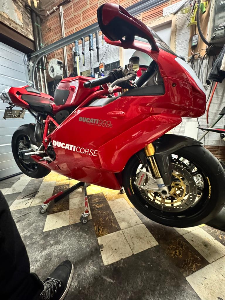 Ducati 999S 2007 phase 2 zeldzaam! Ruil mogelijk, Motos, Motos | Ducati, Particulier, SuperMoto, plus de 35 kW, 2 cylindres, Échappement sport
