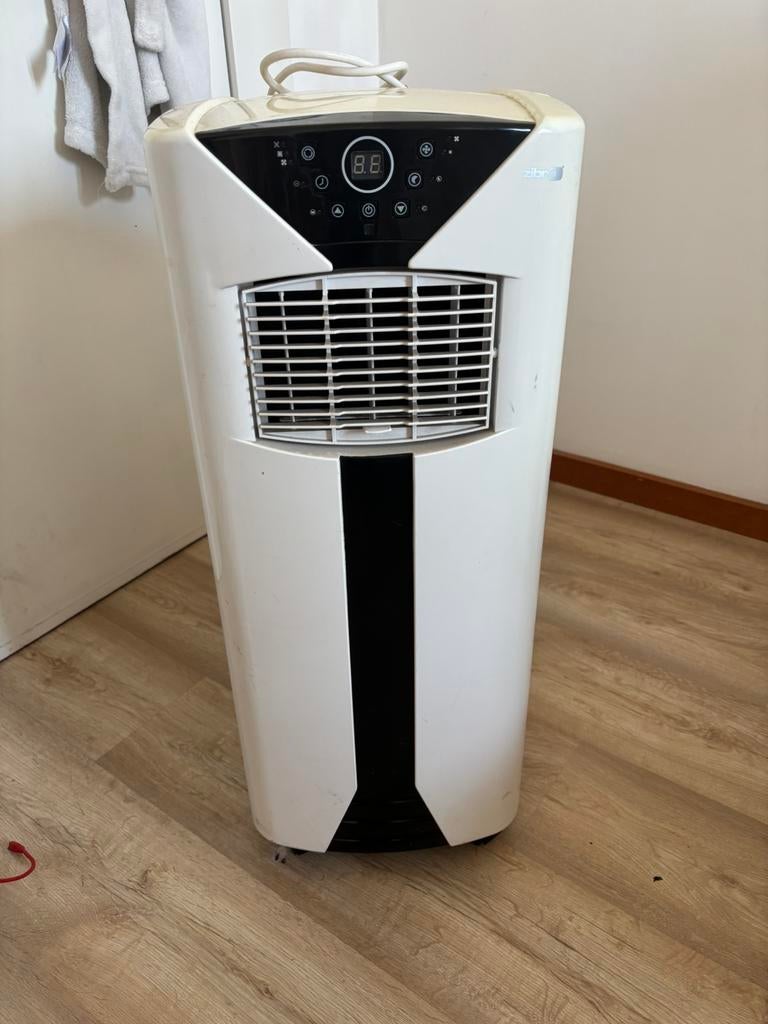 Mobiele airco zibro-werkt goed-ideaal voor warme dagen, Ophalen, Zo goed als nieuw, Mobiele airco