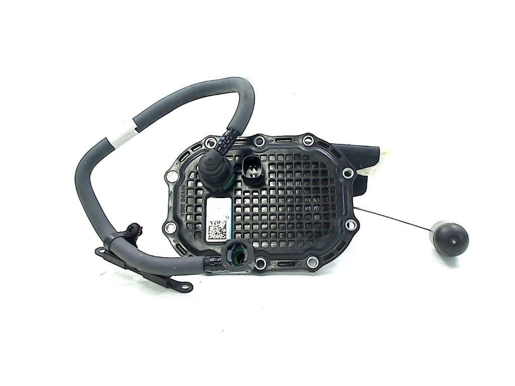 BRANDSTOFPOMP Indian Chief Dark Horse (01-2022/-) (2522501), Motoren, Dhr. S. di Majo, Gebruikt, Info@cama-motorparts.nl, P.J. Troelstraweg 8 8
3144 CX  MAASSLUIS, NL