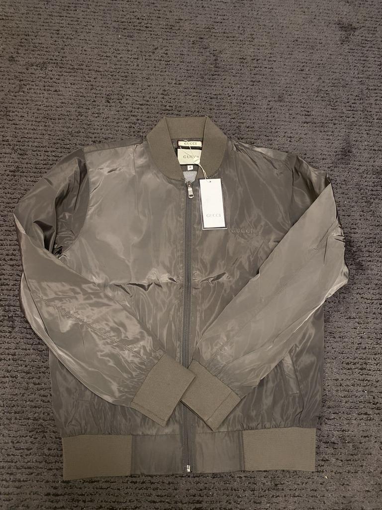 Gucci bomberjack subtiele donkergrijs Xl en heb ook M, Kleding | Heren, Ophalen, Nieuw, Maat 56/58 (XL), Grijs