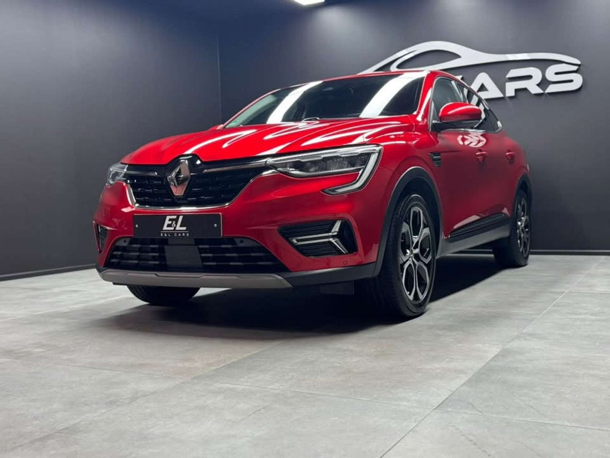 Renault Arkana Arkana E-TECH 1.6i E-Tech *12 mois de garanti, Autos, Rouge, Arkana, Achat, Ordinateur de bord