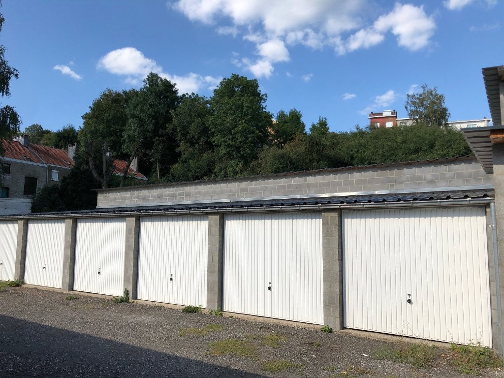 Garage individuel à louer, Immo, Garages & Places de parking, Province de Liège