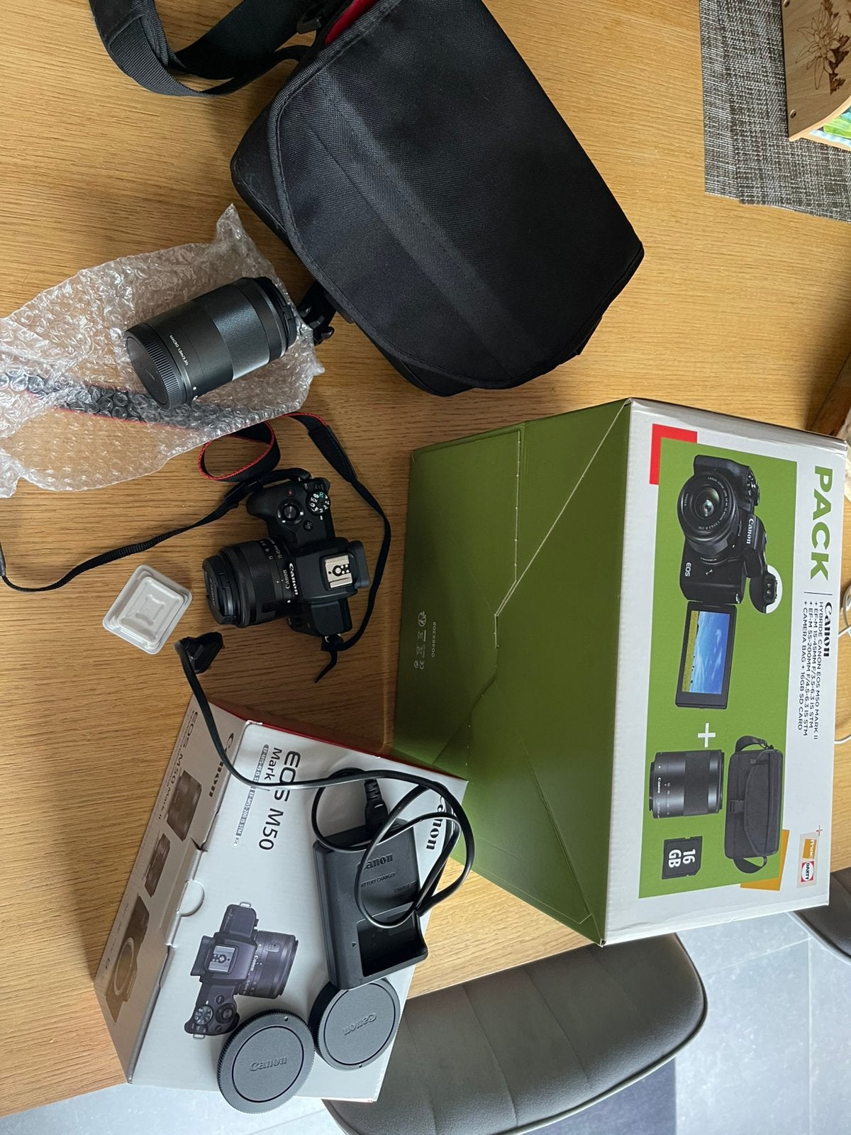 Canon eos m50 mark2, Ophalen, Zo goed als nieuw, Canon