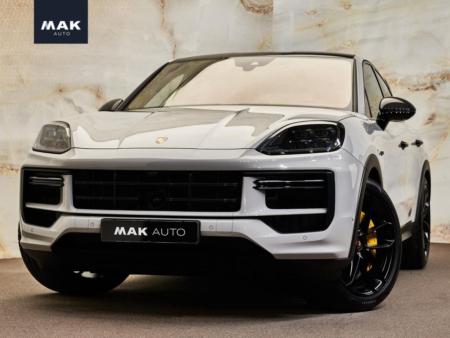 Porsche Cayenne Coupé 4.0 Turbo E-Hybrid GT , NL auto, 1e ei, Auto's, Automaat, Cayenne, Zwart, Bedrijf