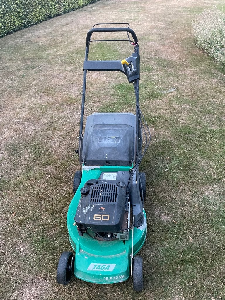 Grasmaaier, Cirkelmaaier, Gebruikt, Benzine-grasmaaier, Taga