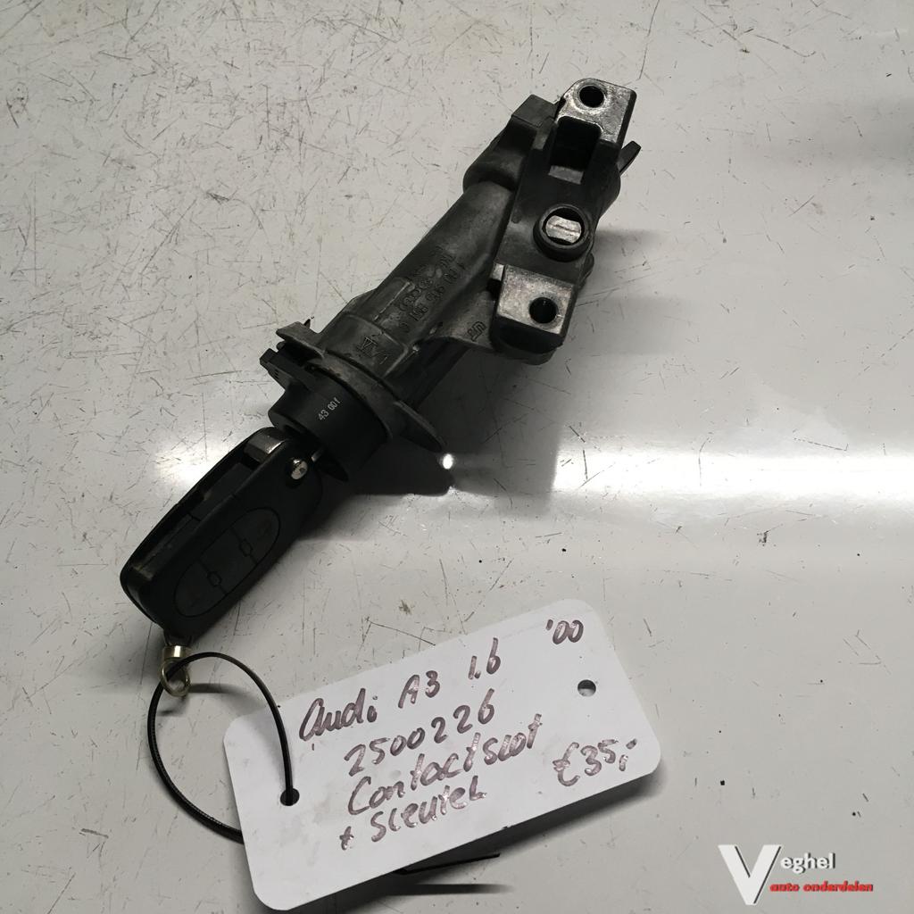 Audi A3 1.6 2000 2500226  Contactslot met sleutel, Gebruikt, -, -, Ophalen of Verzenden