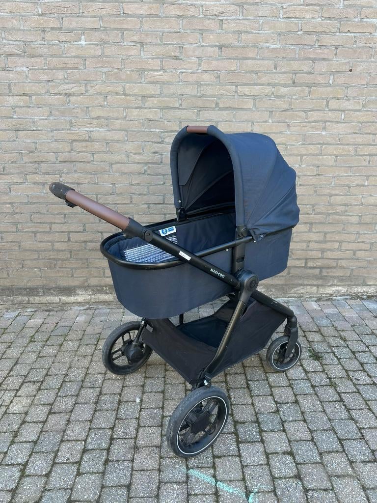 Maxi-cosi street plus(+draagmand, adapters en hoeslakentjes), Tige de poussée réglable, Poussette combi, Comme neuf, Enlèvement