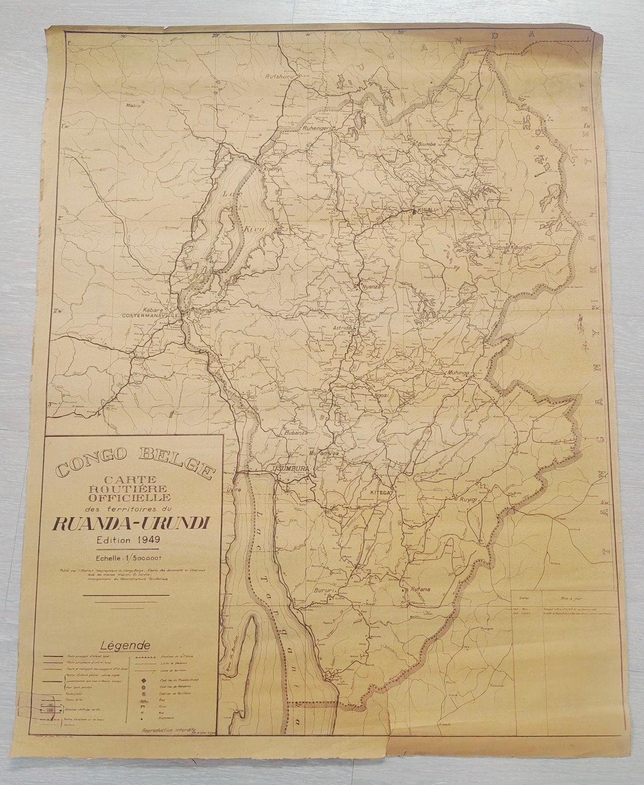 Congo Belge kaart Ruanda-Urundi 1949  officiële wegenkaart, Boeken, Atlassen en Landkaarten, Ophalen of Verzenden