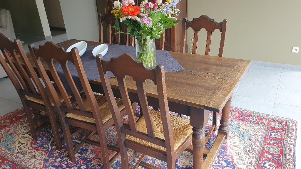 massief houten eettafel met  6 stoelen, Ophalen, Gebruikt, Klassiek, Eikenhout