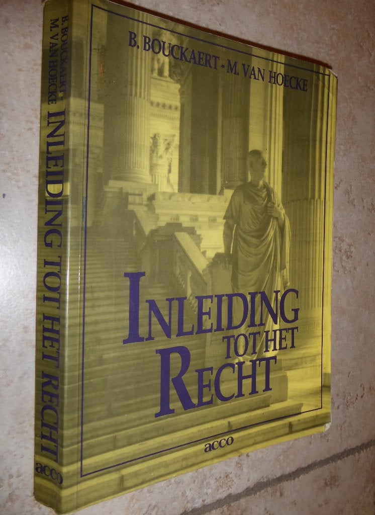 Inleiding tot het Recht/ B. Bouckaert, Ophalen, Gelezen