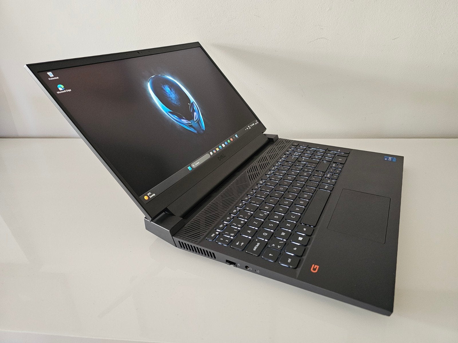 Dell G15 FHD Gaming 165Hz / RTX 3060 / I7-11800H / 1TB SSD, Met videokaart, 15 inch, Ophalen of Verzenden, Zo goed als nieuw