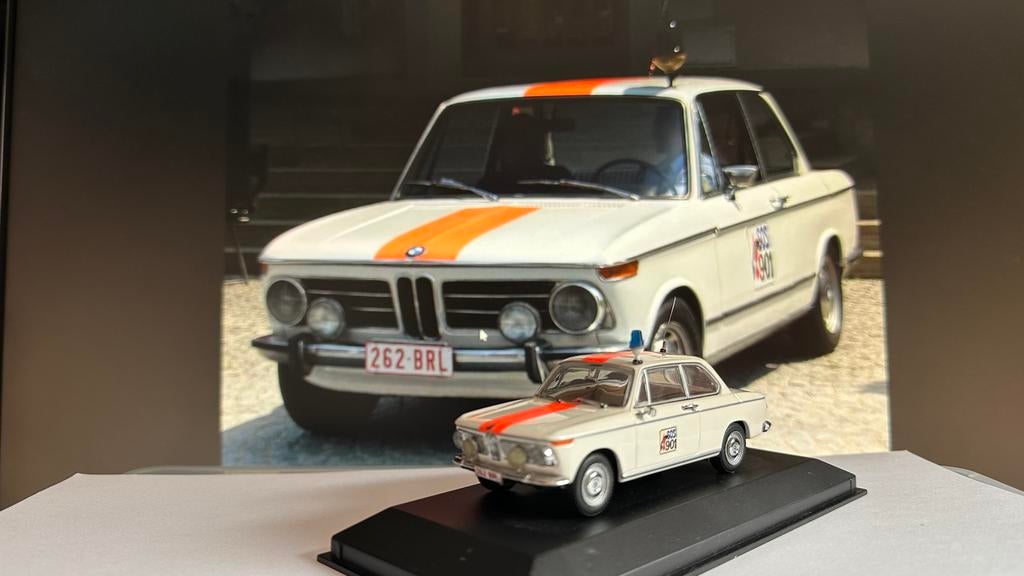 Minichamps BMW TI gendarmerie rijkswacht 901 1/43, Hobby en Vrije tijd, Modelauto's | 1:43, Ophalen, Zo goed als nieuw, Auto, MiniChamps