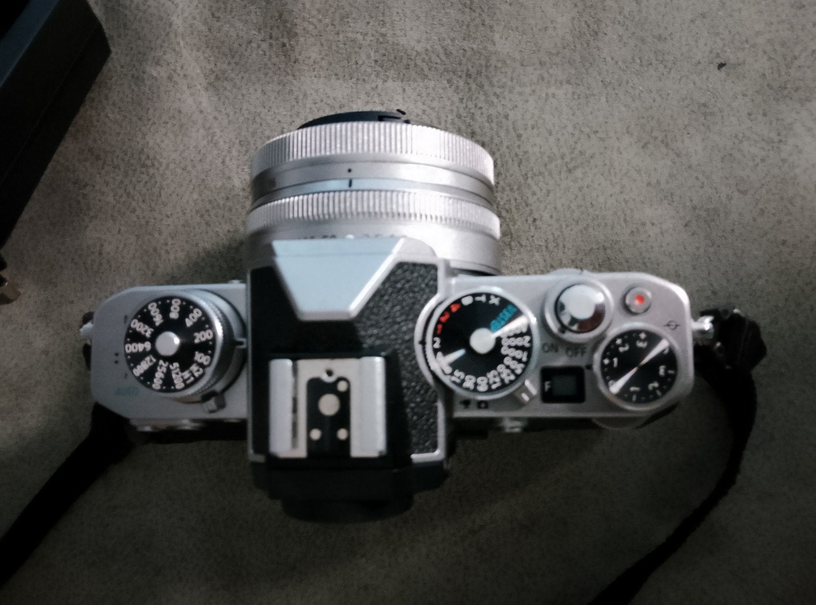 Nikon Z fc + Nikkor Z DX 16-50mm, als nieuw, Audio, Tv en Foto, Accu, Ophalen of Verzenden, Zo goed als nieuw, Nikon