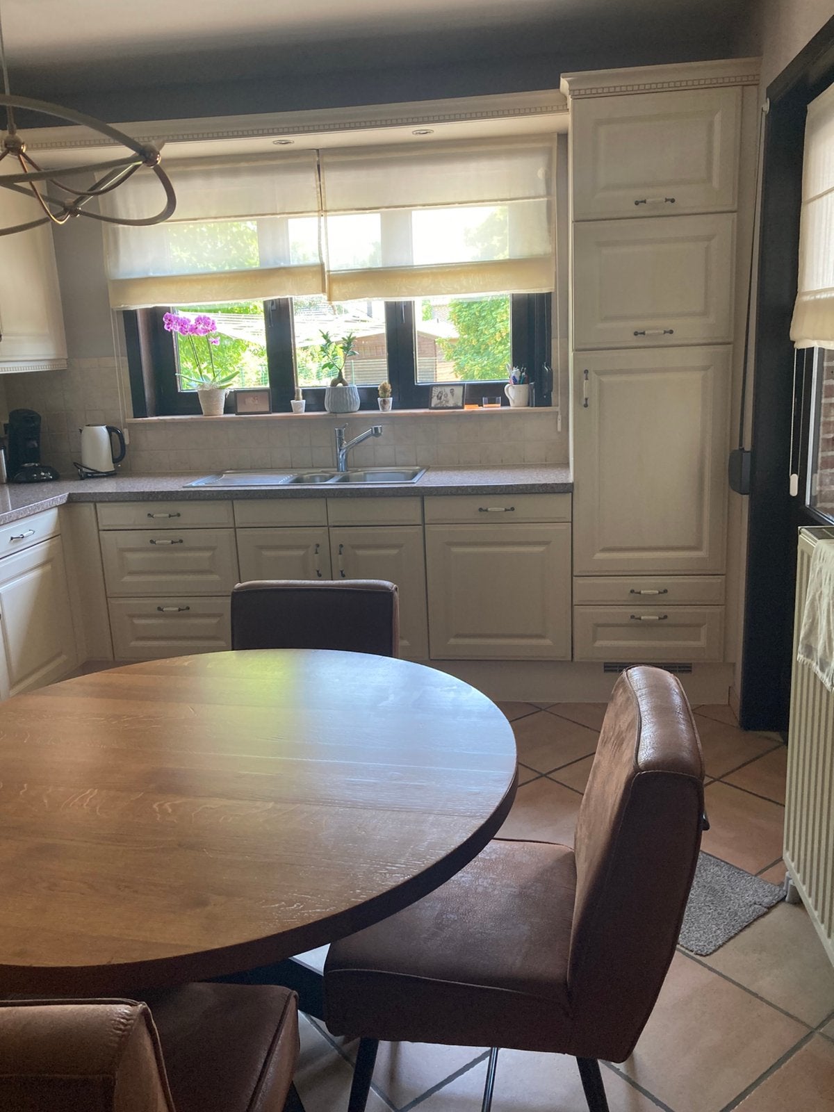 Keuken beige, Maison & Meubles, Cuisine | Cuisines complètes, Enlèvement