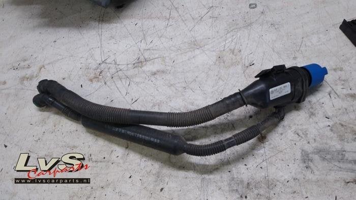 Tube de remplissage adblue réservoir d'un Audi Q3, -, 3 mois de garantie, Audi, Utilisé