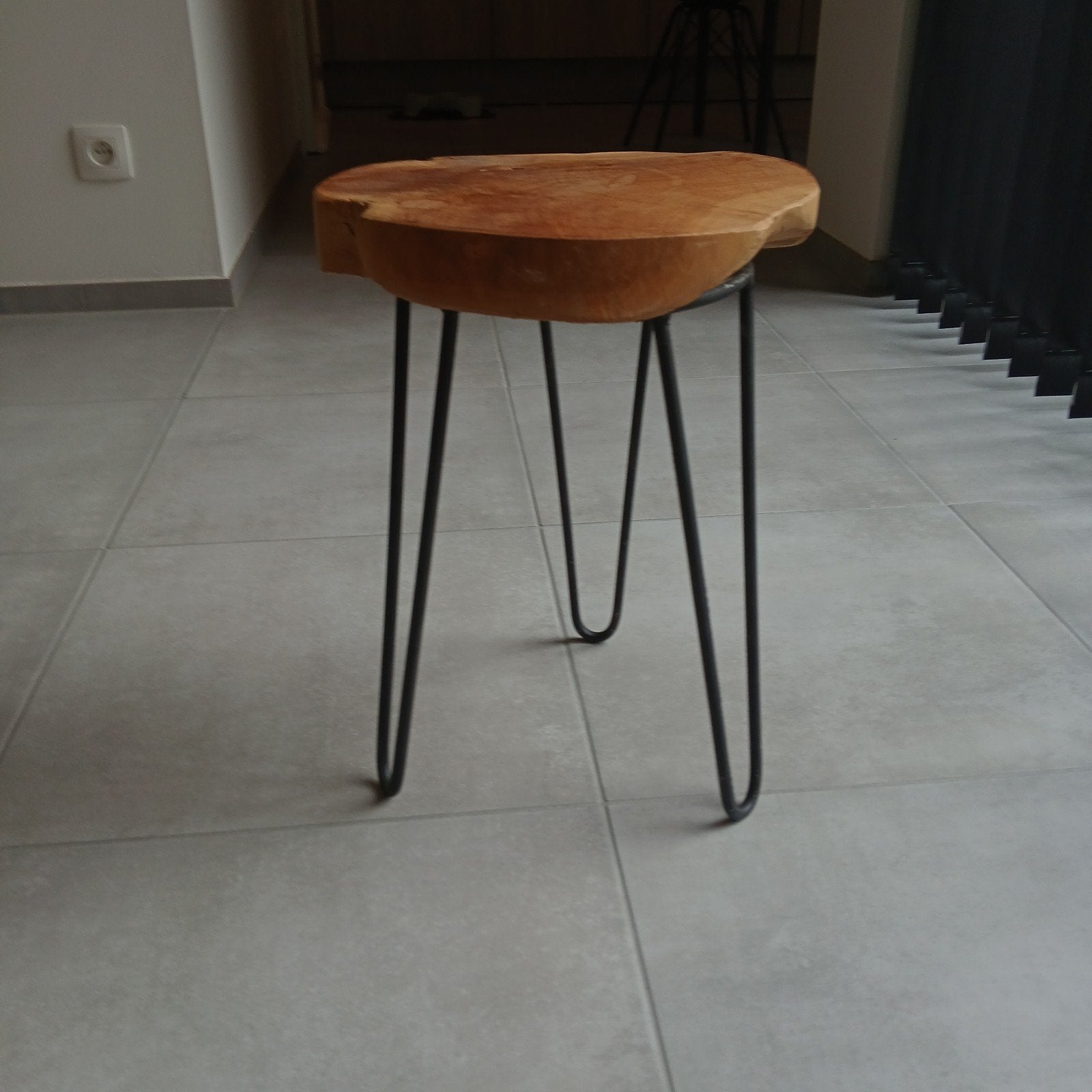 Bijzet tafel., Ophalen