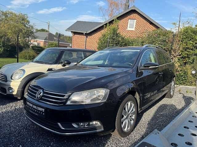 Volkswagen Passat Variant 1.6 CR TDi DSG / PROBLEME DE, Autos, Euro 5, Achat, Automatique, 76 kW